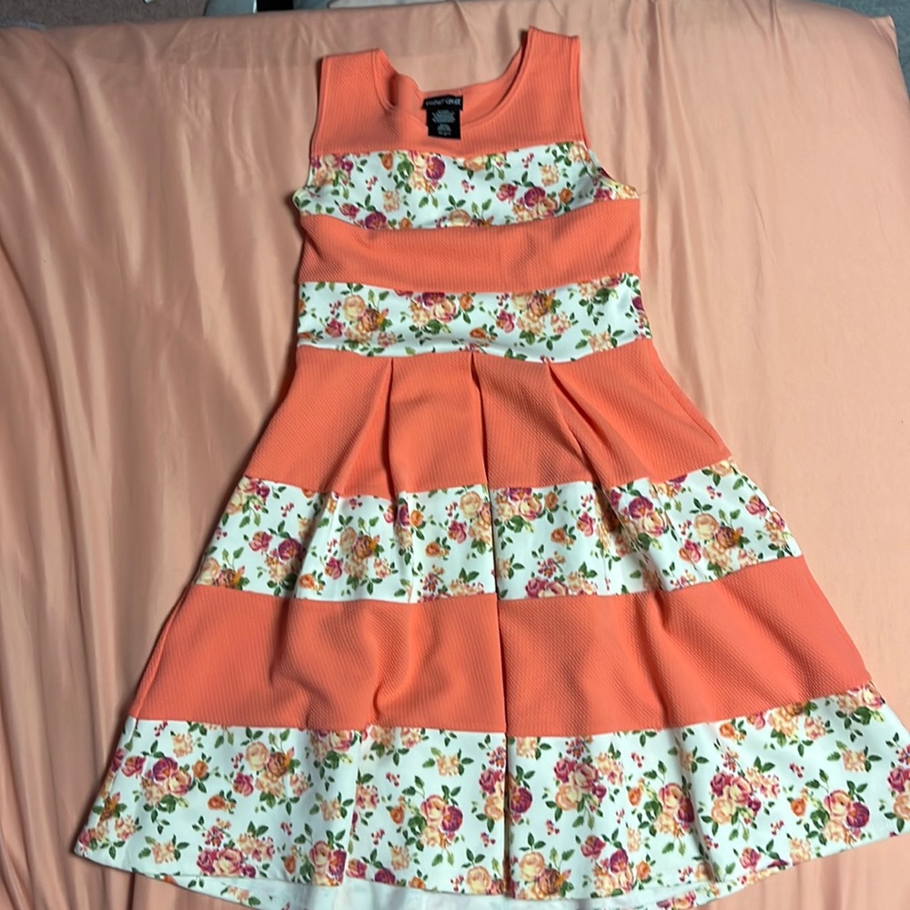 Size kids16 adult small coral and white with flowers